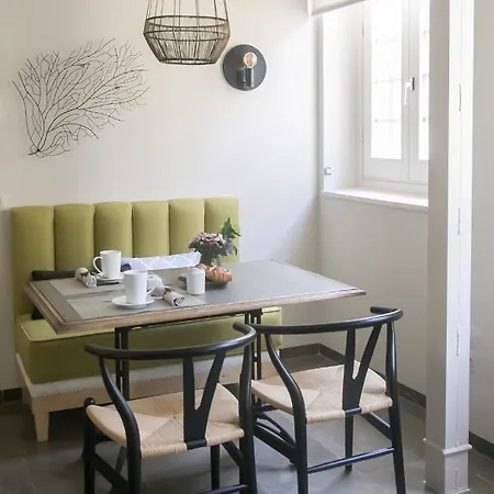 Lägenhet Casa Chinitas Homes