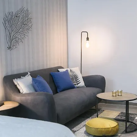 Casa Chinitas Homes