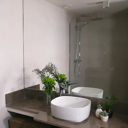 Casa Chinitas Homes